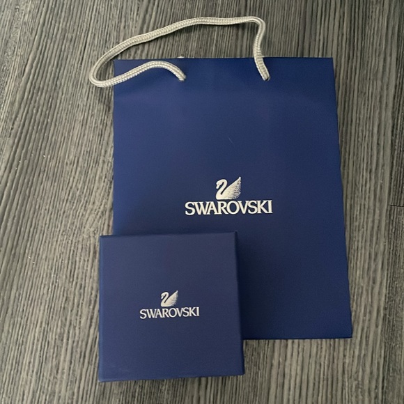 Swarovski Earrings - Picture 4 of 5